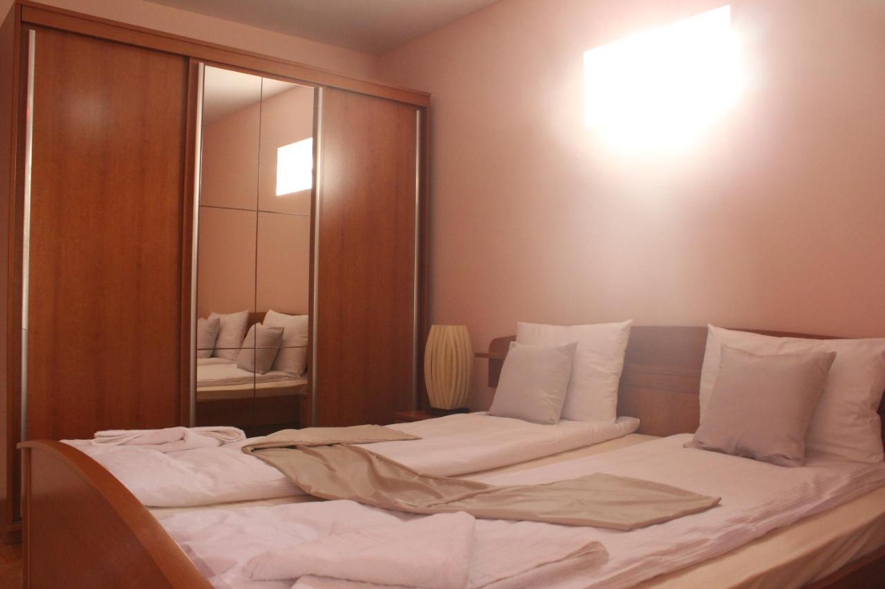 Hana Apartments Prishtina Pristina Eksteriør bilde
