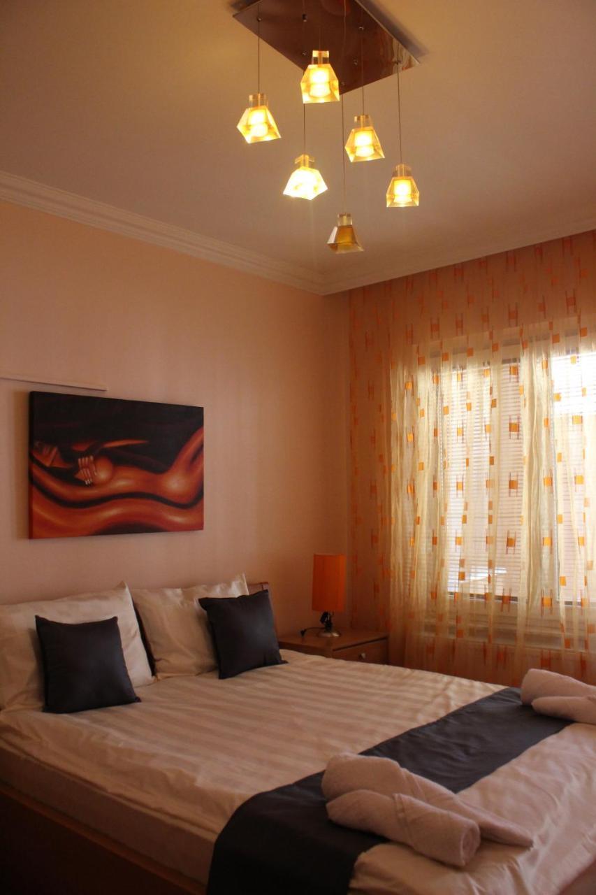 Hana Apartments Prishtina Pristina Eksteriør bilde