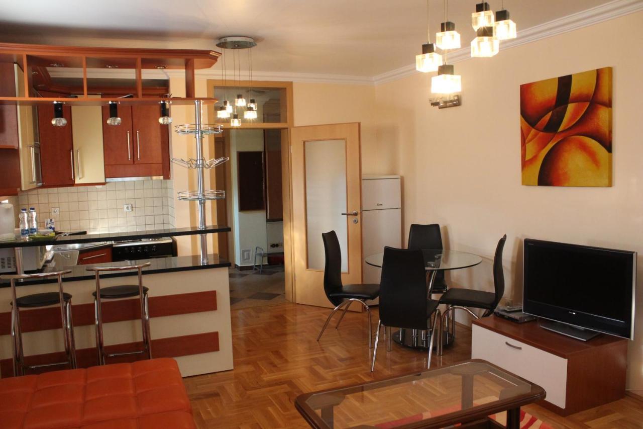 Hana Apartments Prishtina Pristina Eksteriør bilde
